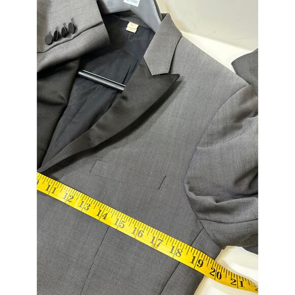 Burberry London Tuxedo 50R EU | 40R US - Picture 13 of 16
